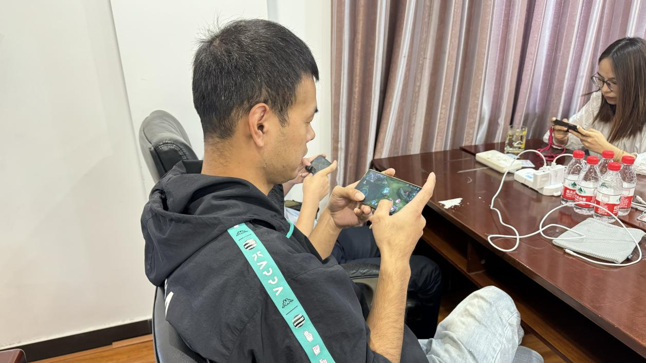 “强国回复有我 热血逐梦电竞”——钱江商城参与拱墅区第二届职工活动会电子竞技大赛