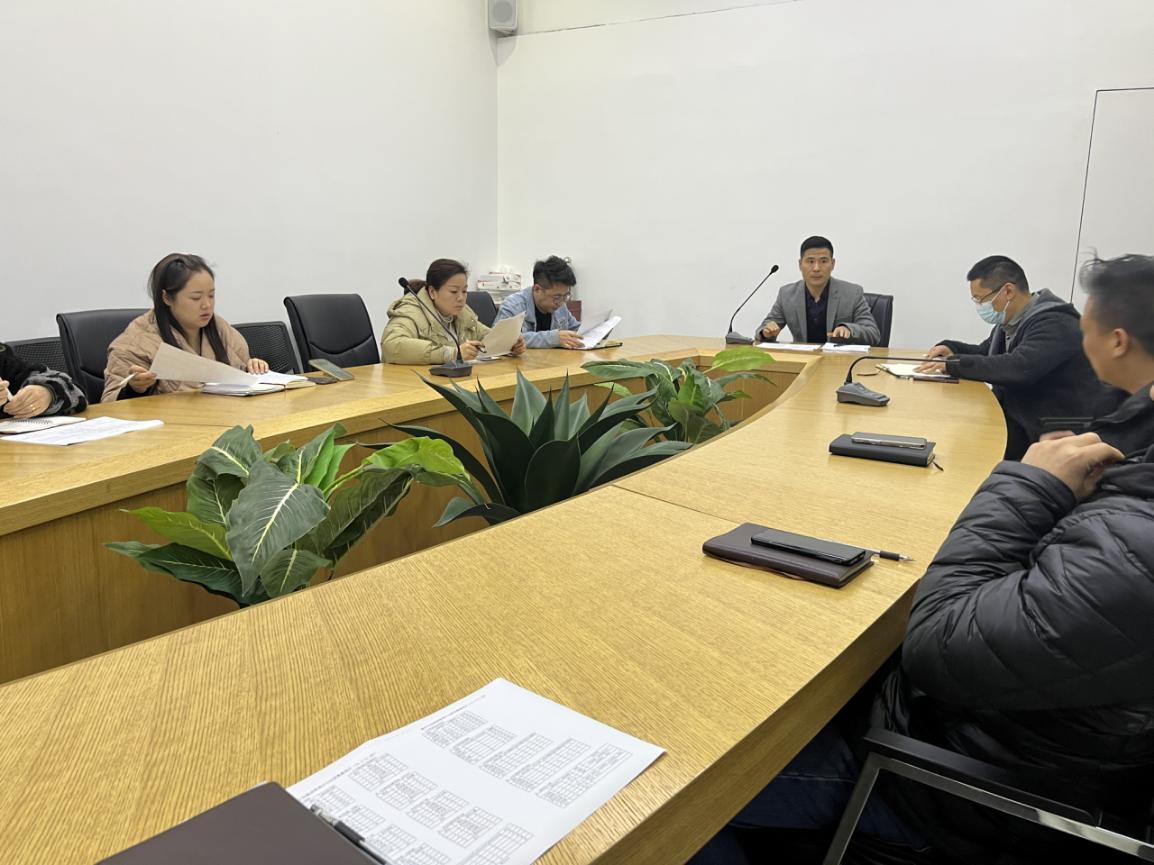 落实“知识产权”；な乱 健全平台造度