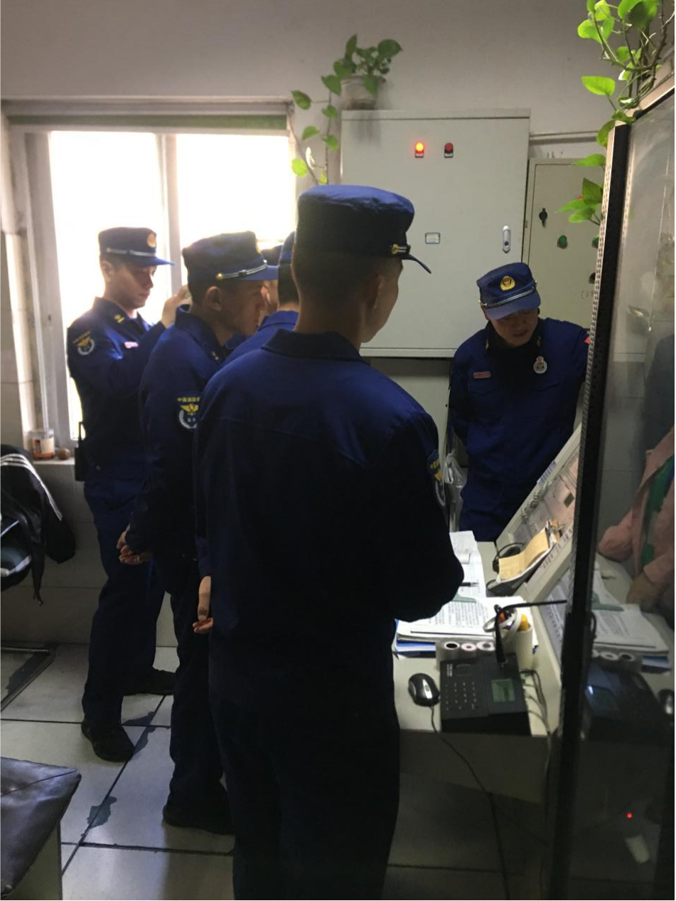 大关消防深刻钱江商城沉点发展六熟悉工作