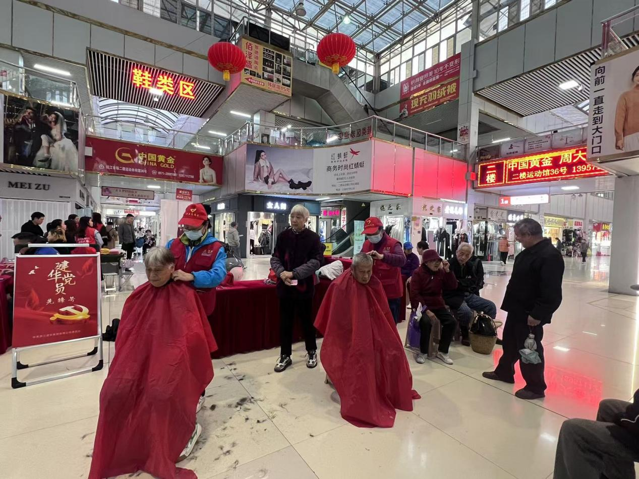 公益不打烊，情暖每月时光