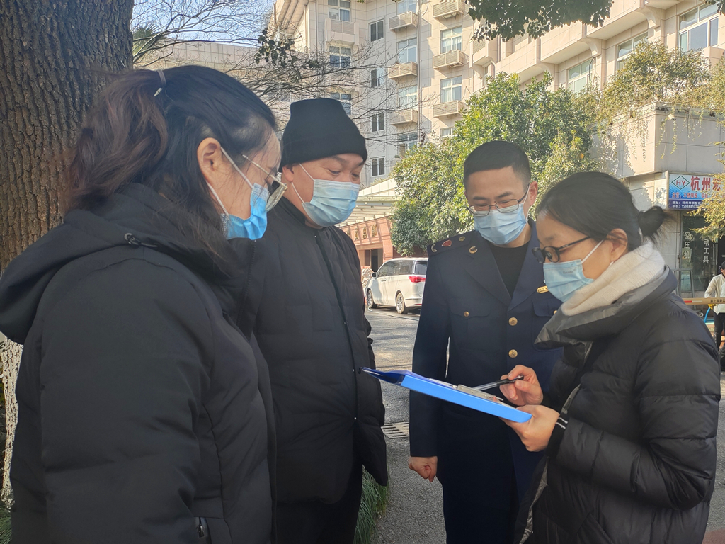 区监管局走访k8.com市场 查抄疫情防控工作