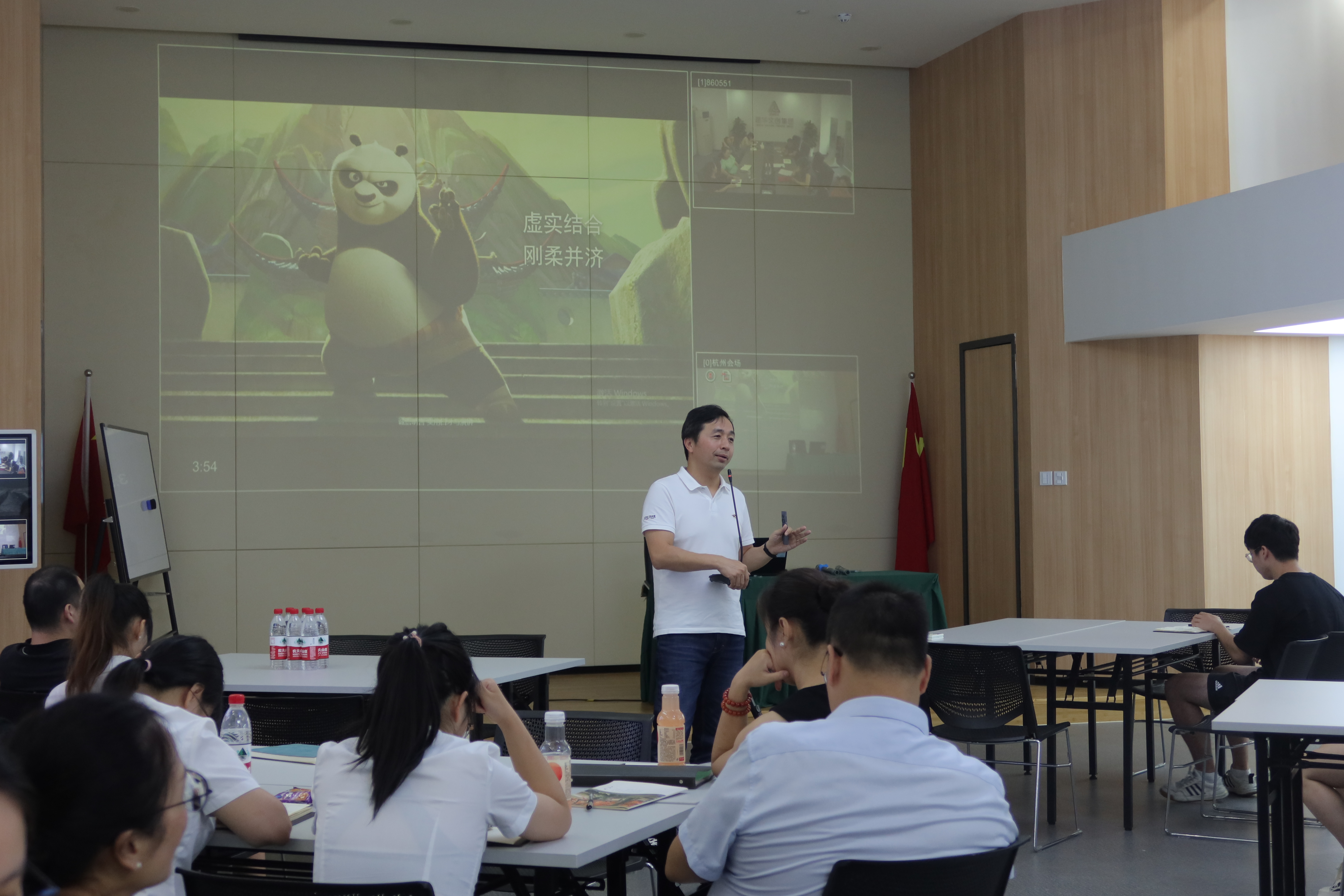 k8.com文创集团发展公家表白与演讲能力培训