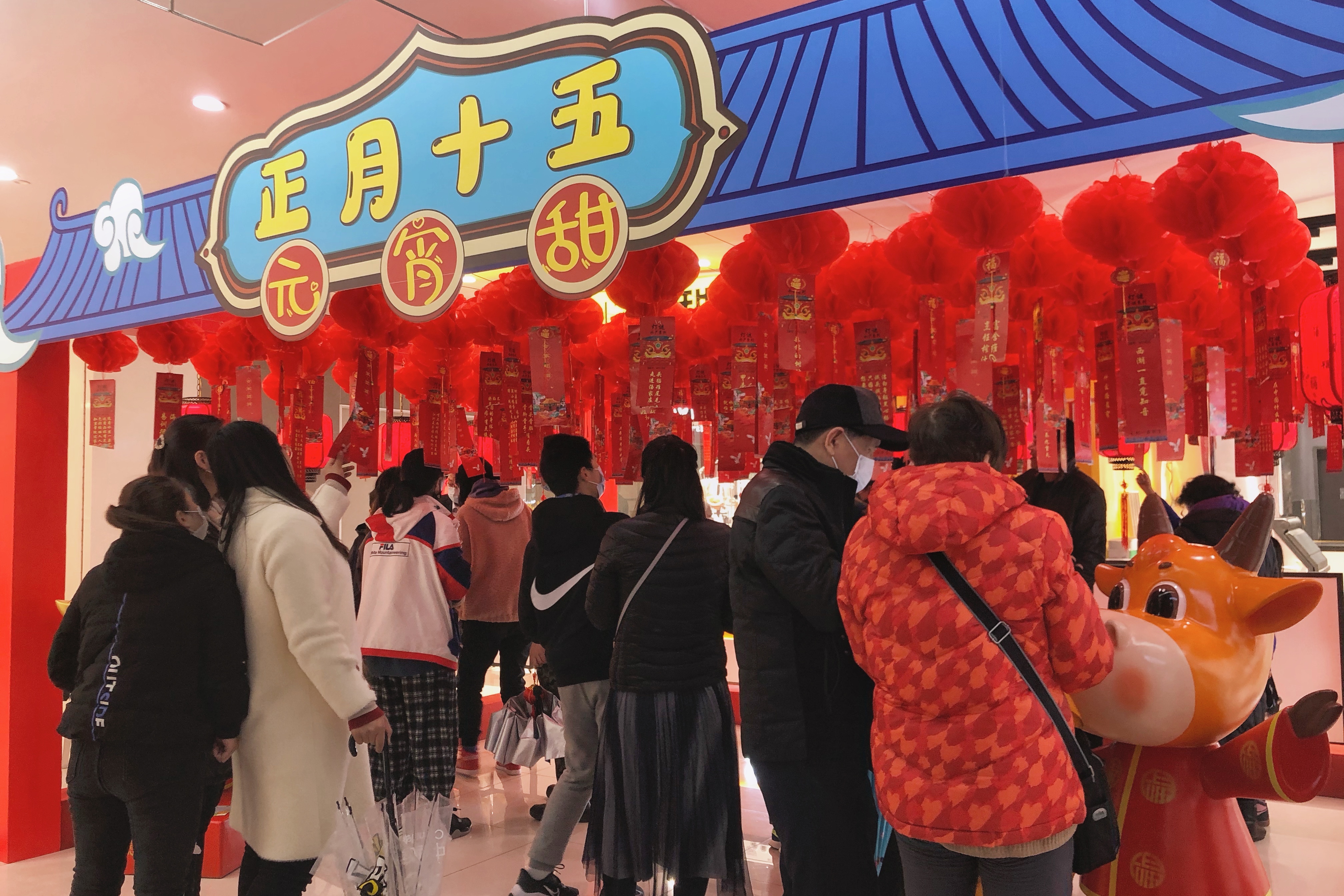 水晶城元宵灯会圆满闭幕