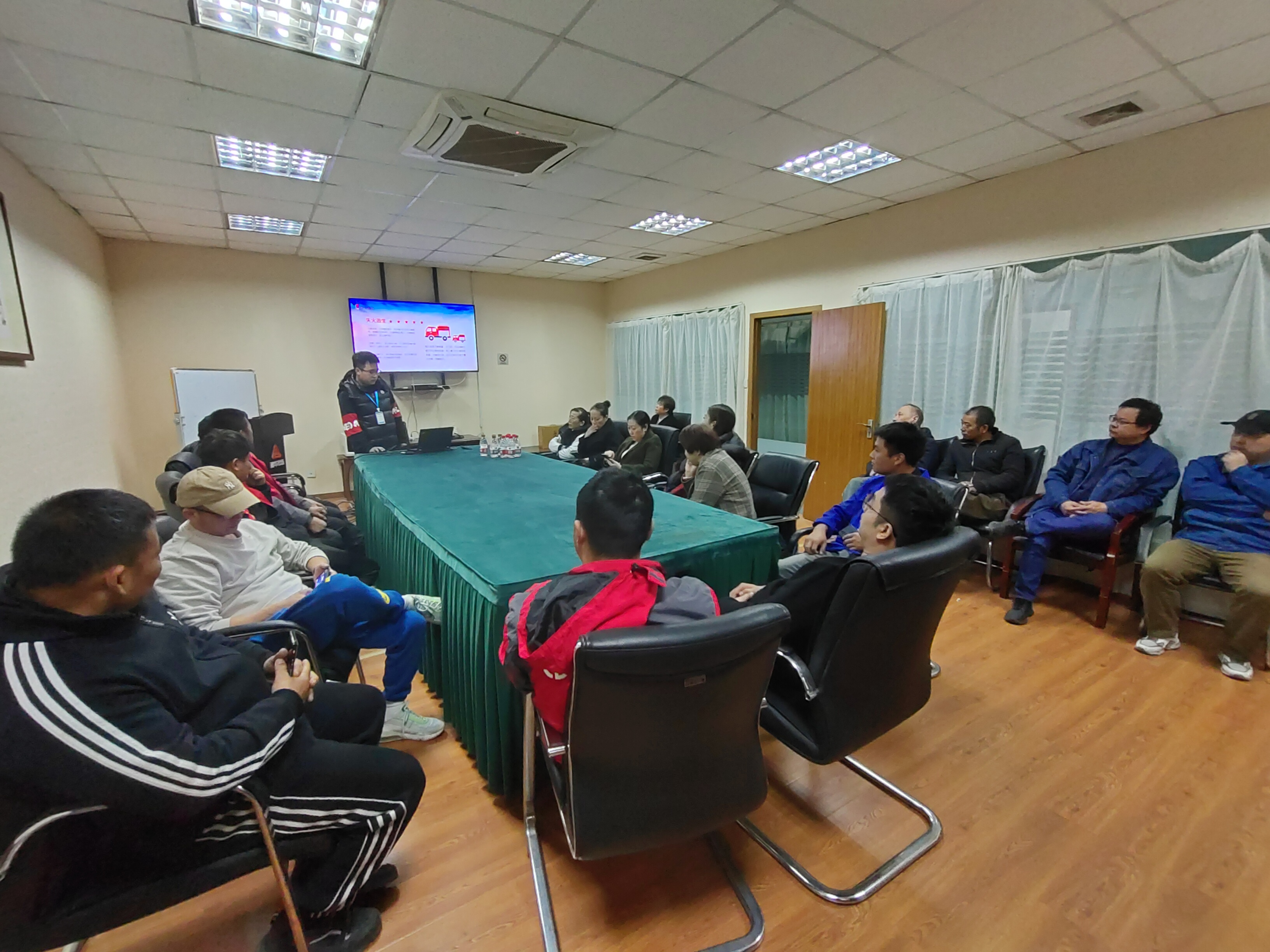 k8.com市场定期发展安全出产培训