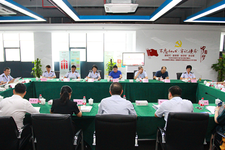 20180828杭州市税务局副局长楼方宏一行光临运河汽车电商园 (1).jpg